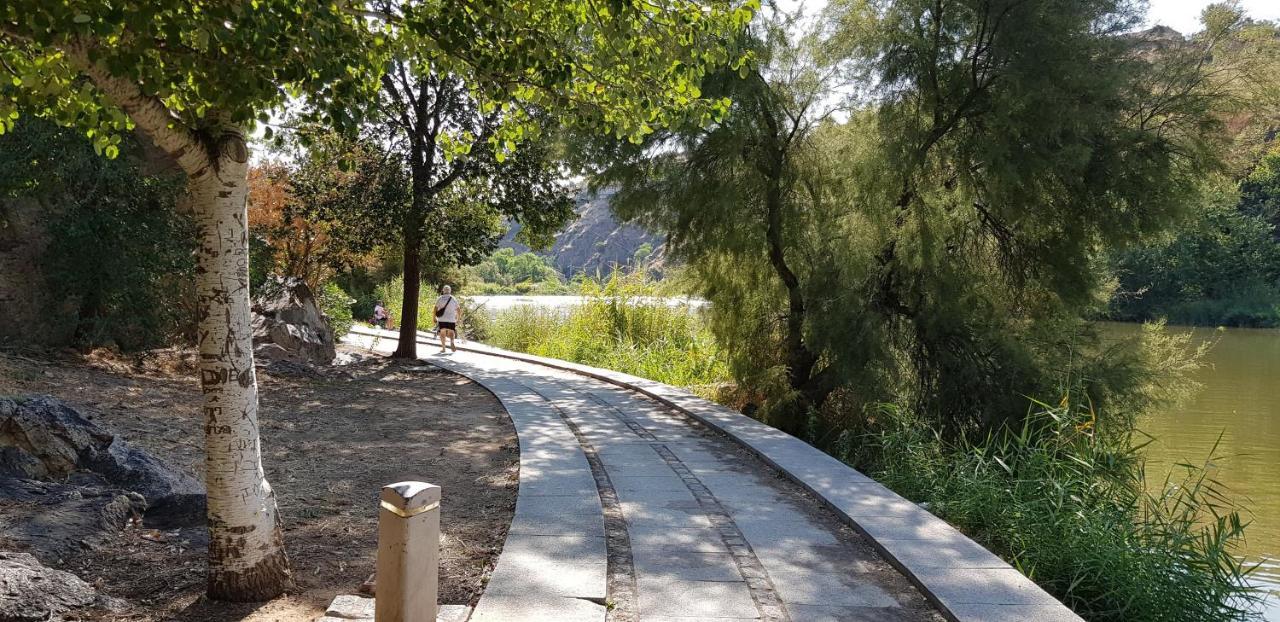 Casa Paseo Del Tajo-Con Parking Gratis Lejlighed Toledo Eksteriør billede